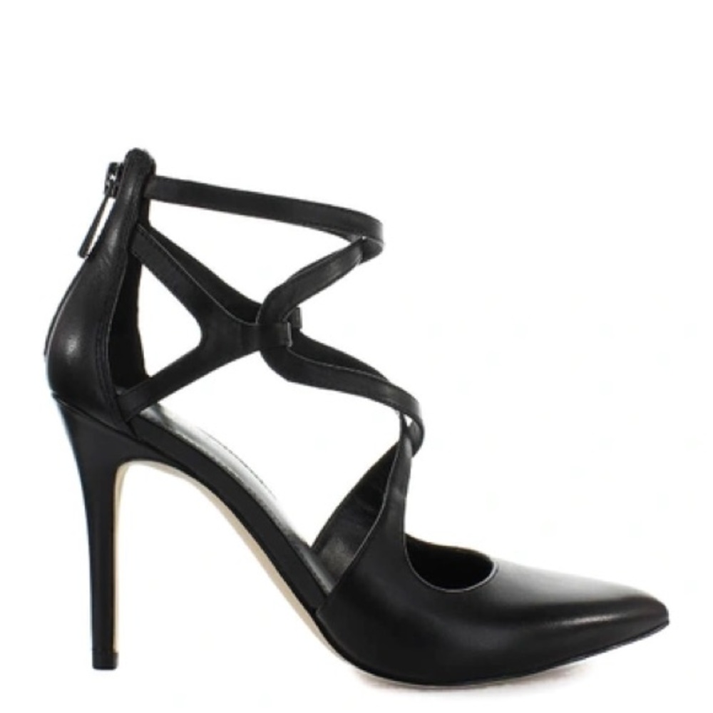 Michael Kors Cari’s Black Court Heels